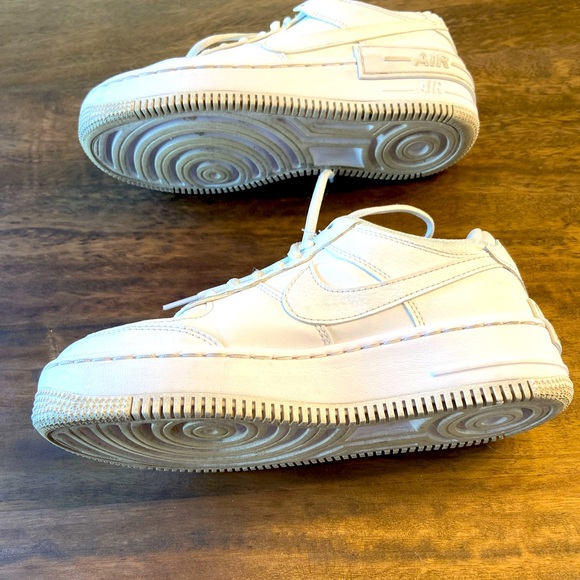 Women’s Nike Air Force 1 Shadow Sneaker - Picture 8 of 16